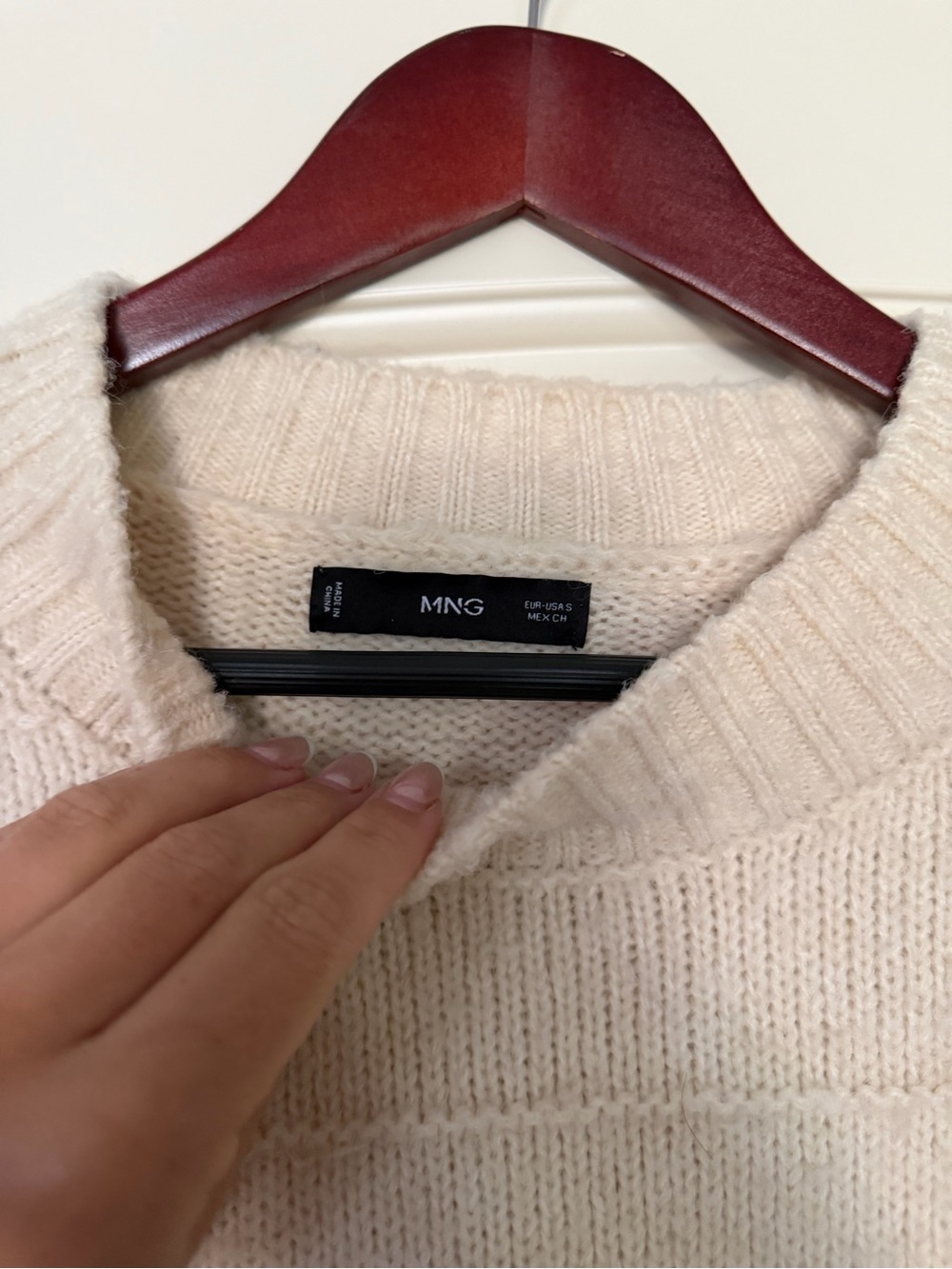 Mango Sweater - Picture 2 of 3